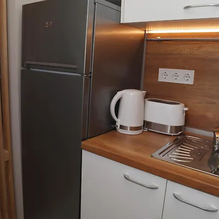 Apartments Near To Burgas Free University 布尔加斯
